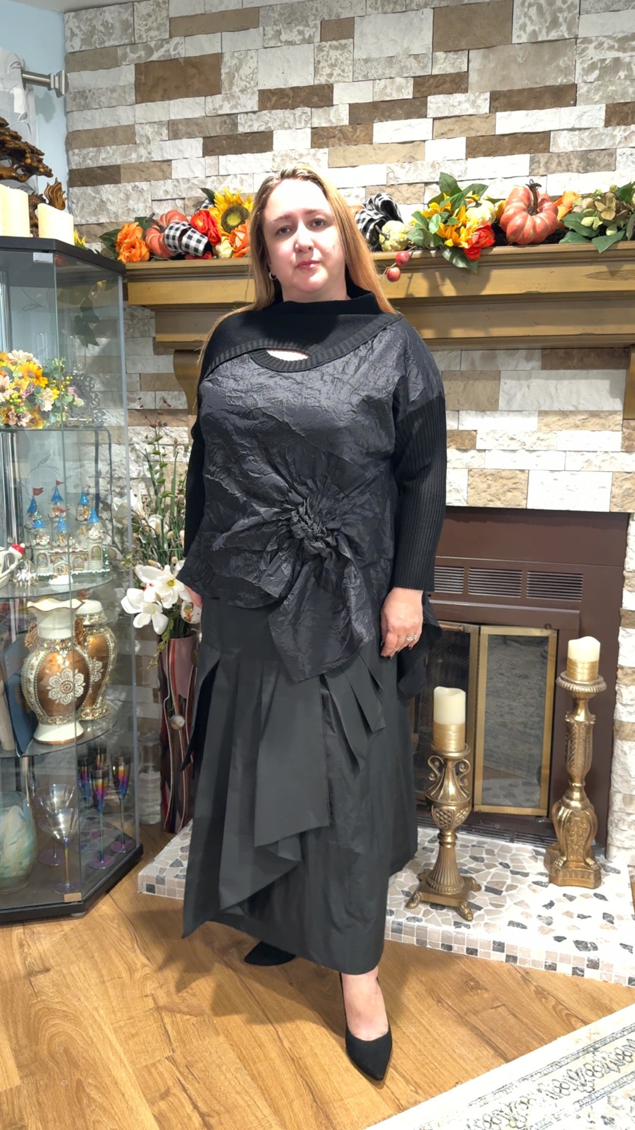 Bize Chic Tunic with Knitted Sleeves & Shoulder Zipper