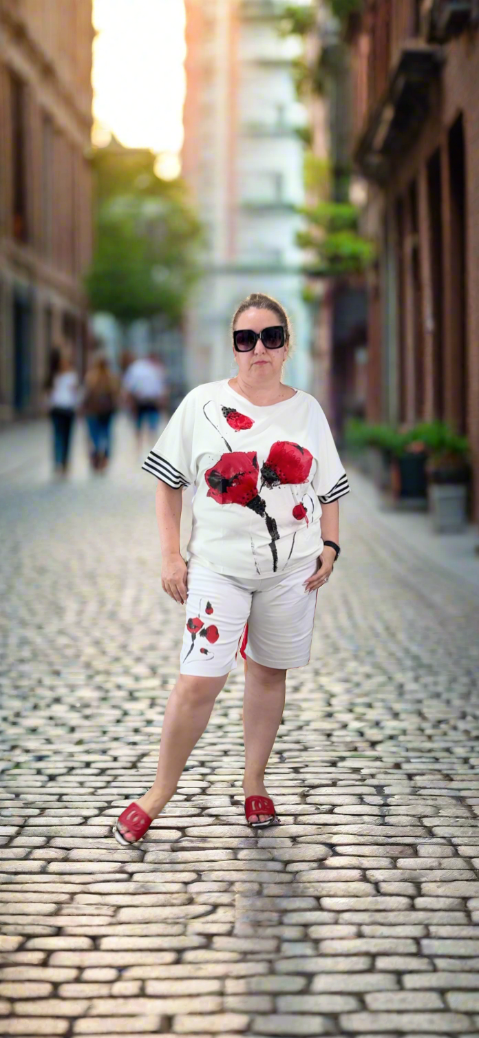 Lavelina L’Avocado Poppy Flower Top