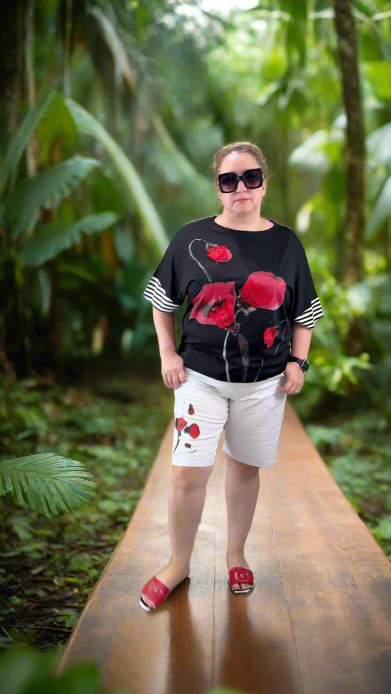 Lavelina L’Avocado Poppy Flower Top