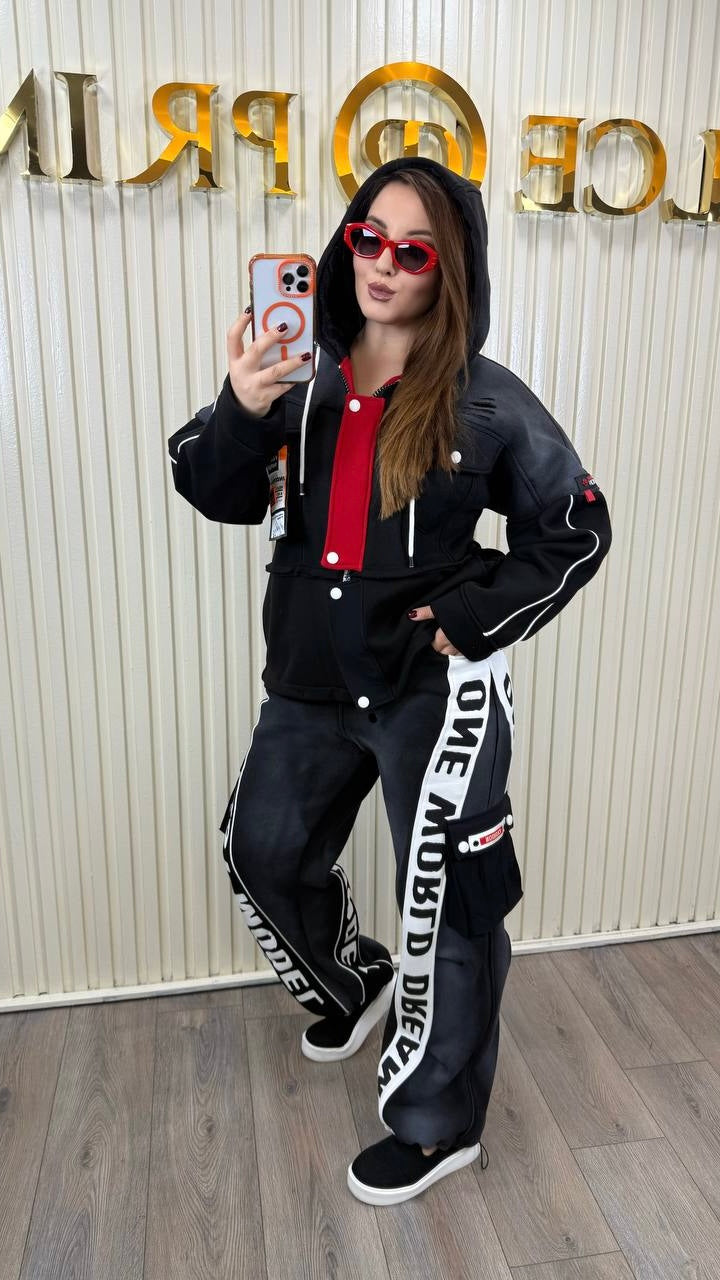 Riberance Fleece Set in Sport-Chic Style