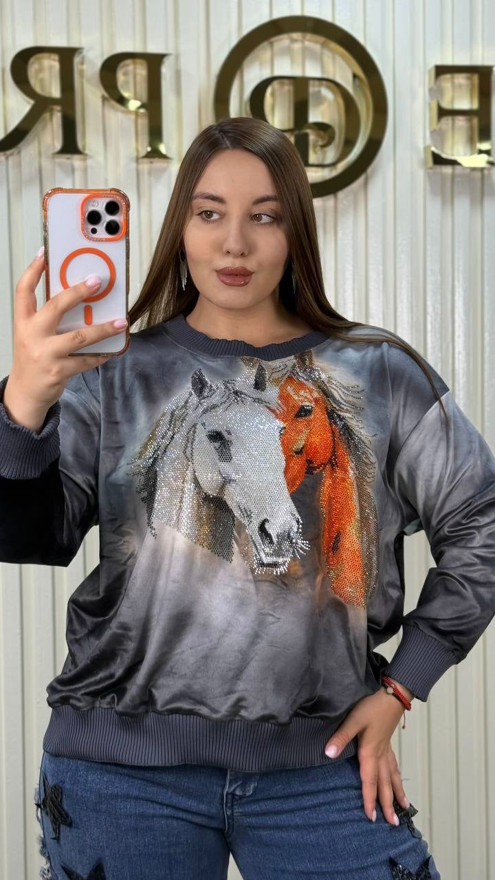 Dolce Prima Velour Top “Symbol of the Year – White & Fire Red Horses”