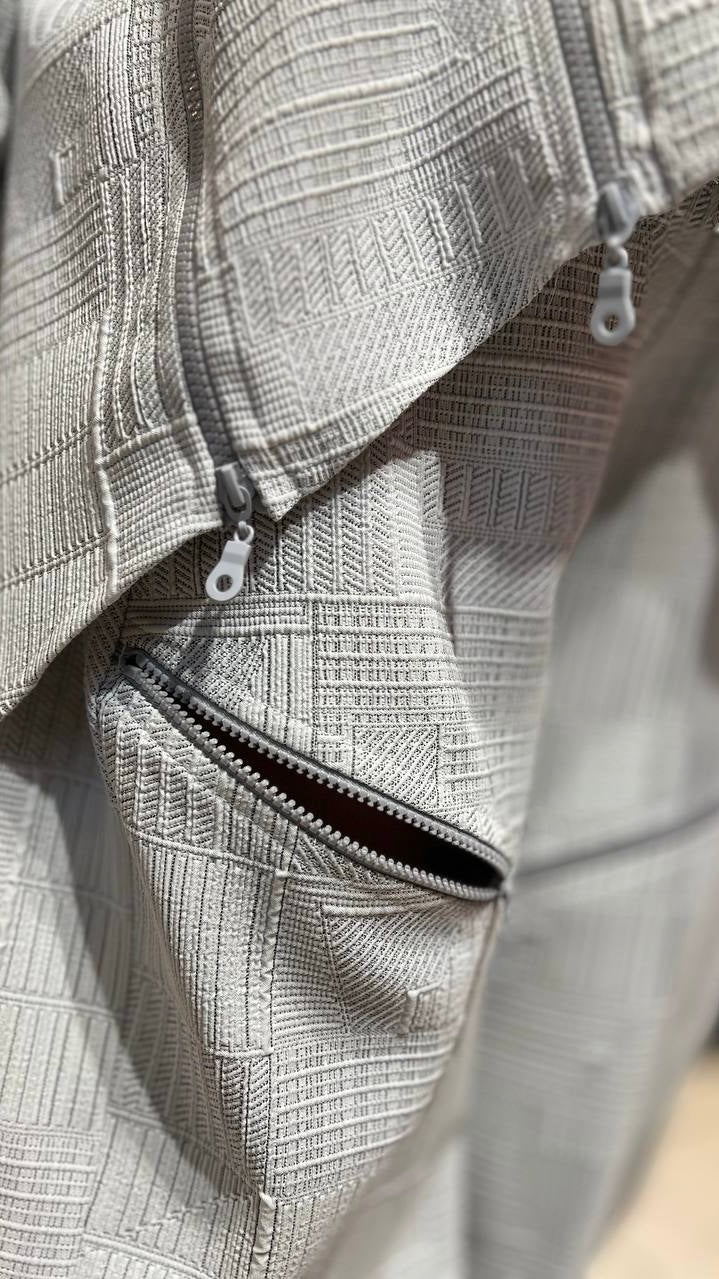 Textured Zip-Front Top & Relaxed Pants Set – Modern Minimalist Chic