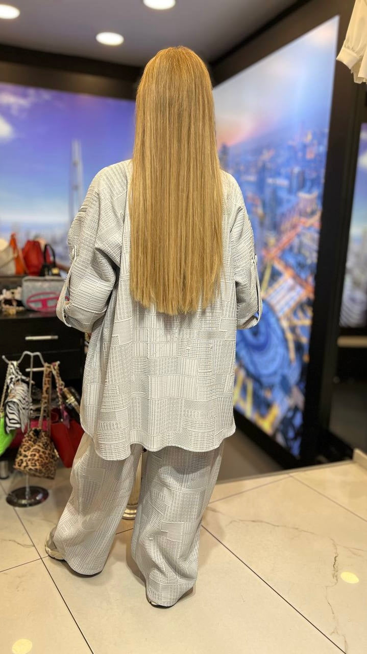 Textured Zip-Front Top & Relaxed Pants Set – Modern Minimalist Chic