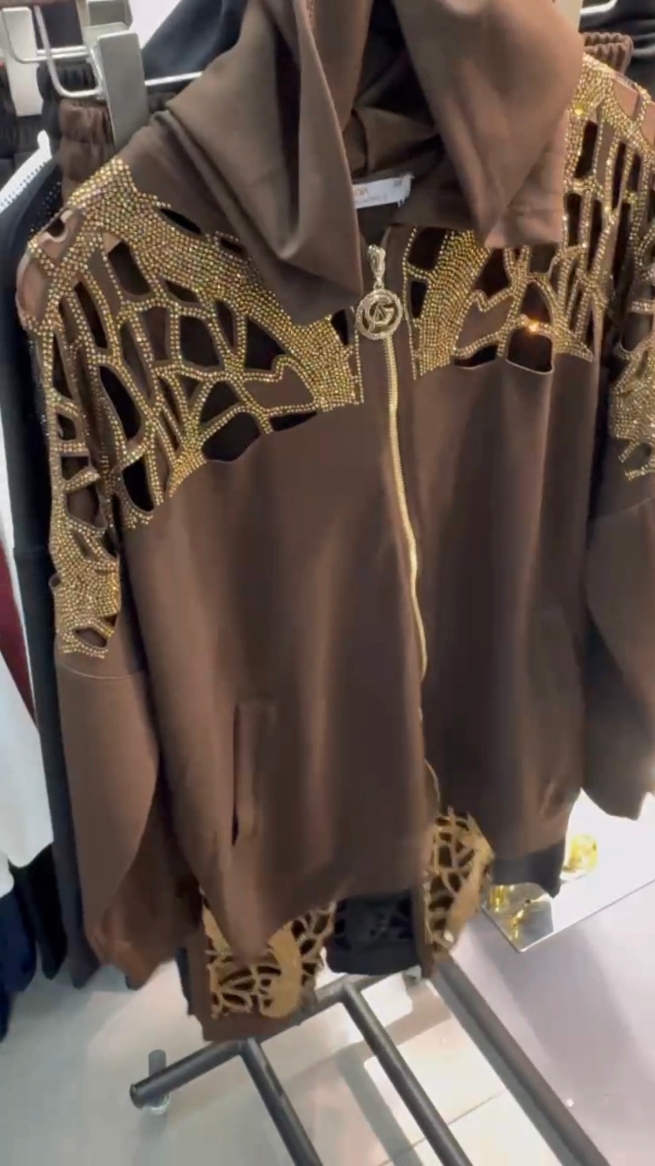 Brown Laser-Cut Rhinestone Two-Piece Set – Elegant Plus Size Matching Outfit